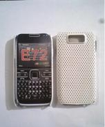 Твърд силиконов бял гръб за Nokia E72
