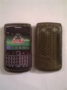 Черен силиконов калъф за BlackBerry 9700